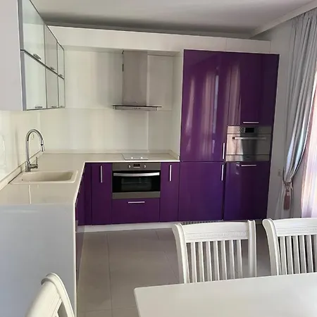 Casa Real Ii Frontline *