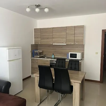 Casa Real Ii Frontline Sweti Wlas