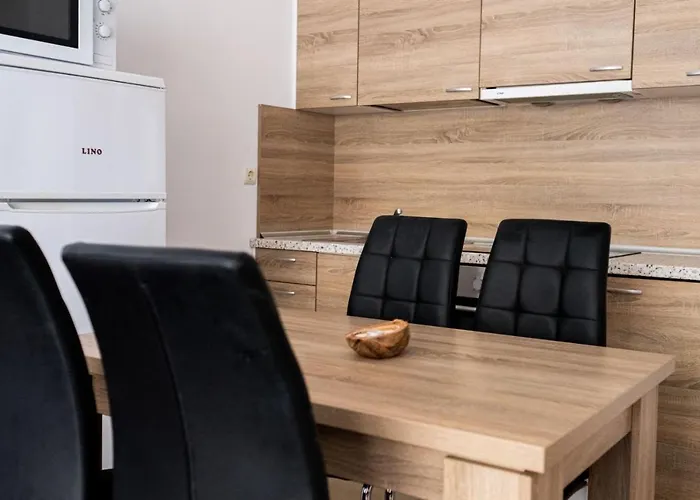 Casa Real Ii Frontline Apartment *